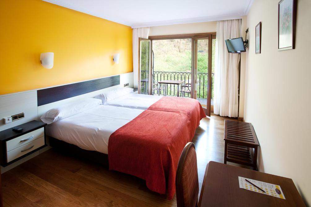 Hotel Venta De Etxalar Εξωτερικό φωτογραφία