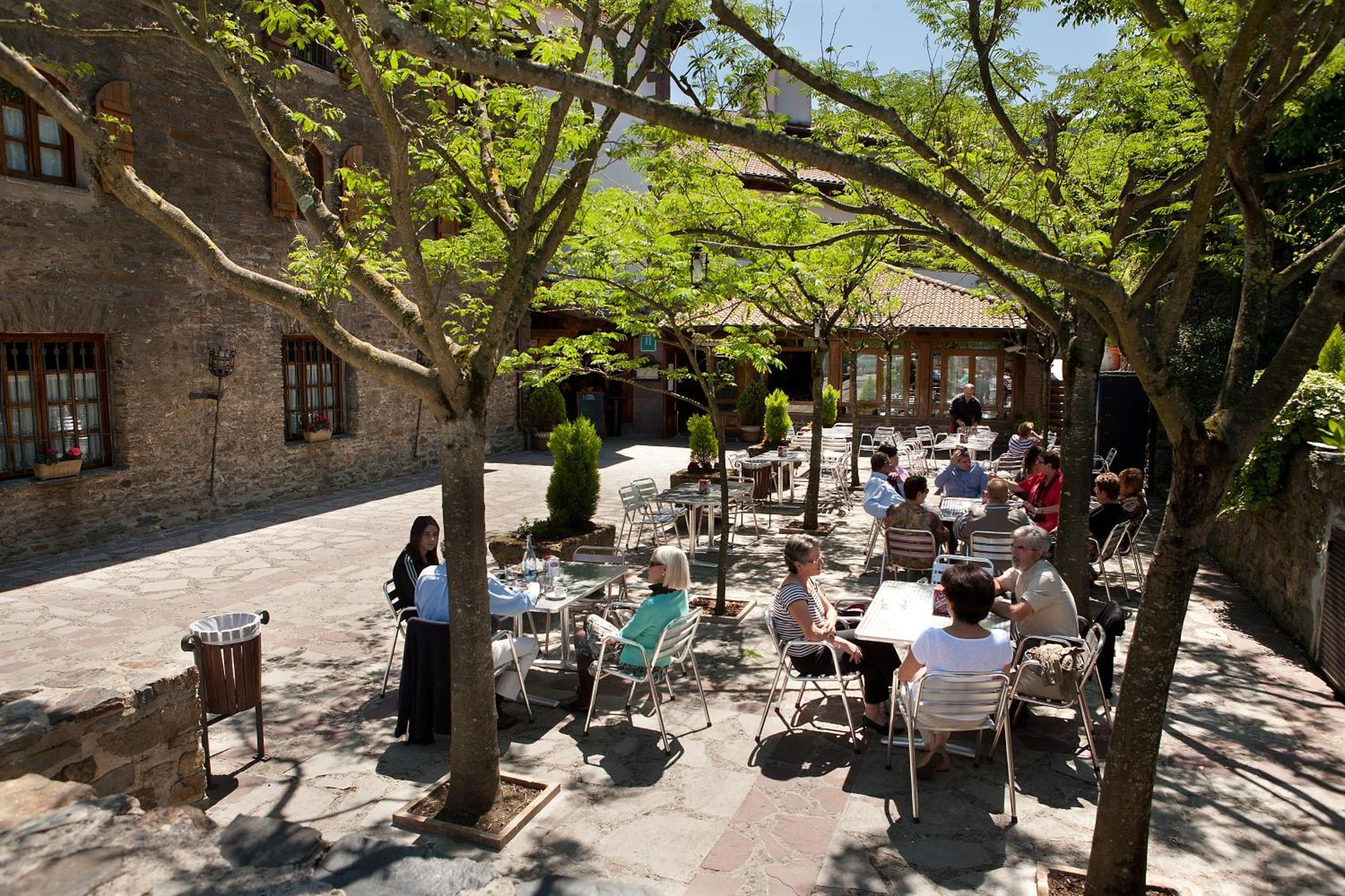 Hotel Venta De Etxalar Εξωτερικό φωτογραφία