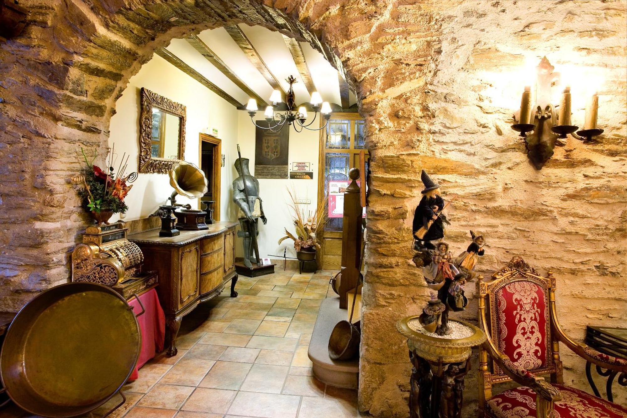 Hotel Venta De Etxalar Εξωτερικό φωτογραφία