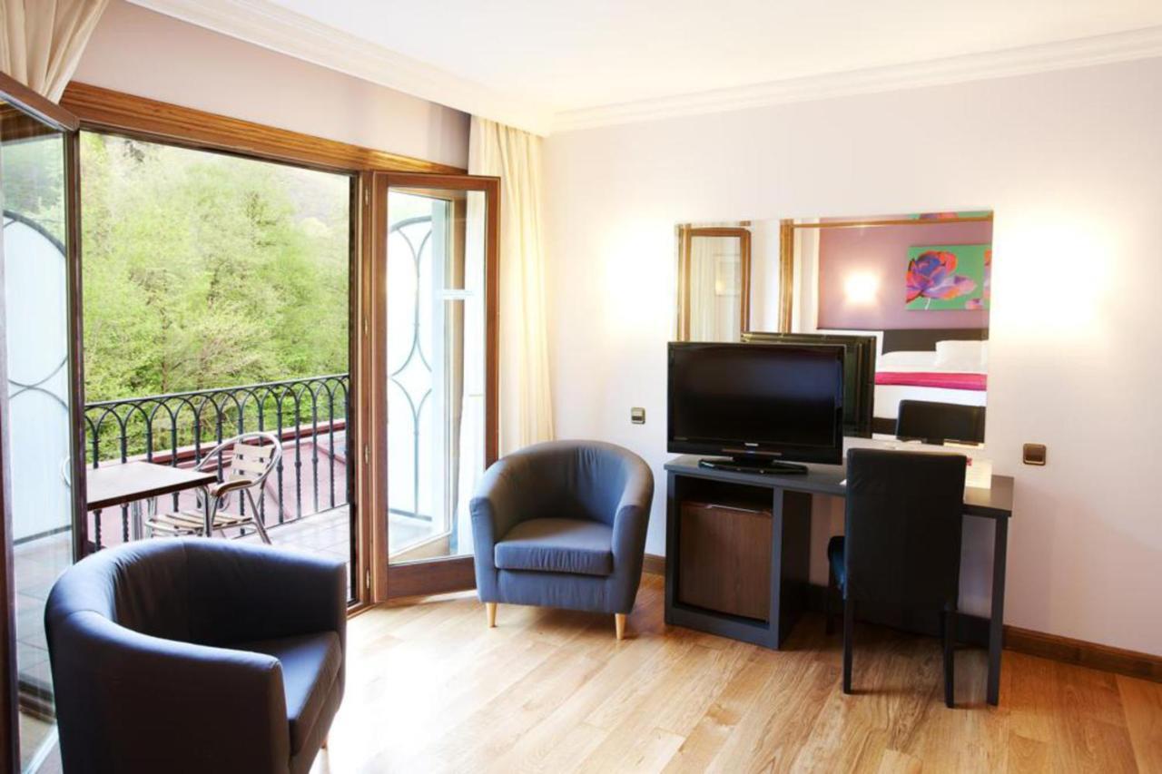 Hotel Venta De Etxalar Εξωτερικό φωτογραφία